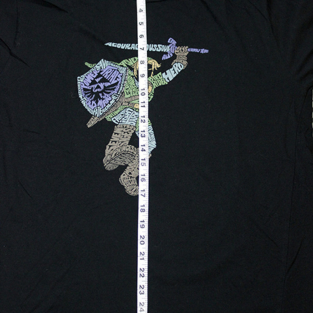 Loot Crate Zelda Legend Link Woman Tee L